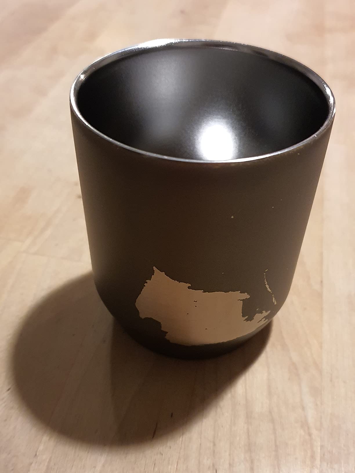 Schöner Becher für Büro und Balkon
